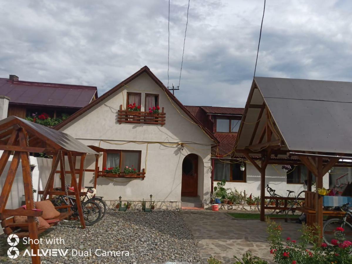 Hotel Casa Toth Din Tipterai Vişeu de Sus Exteriér fotografie